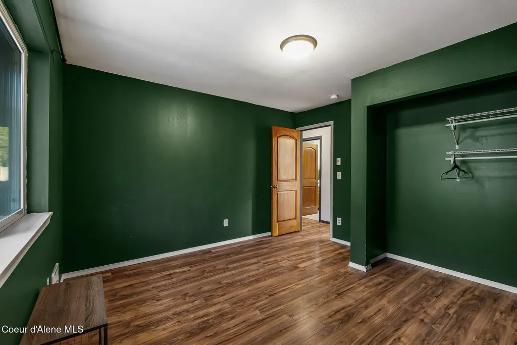 526 Mountain View Road Clark Fork ID 83811