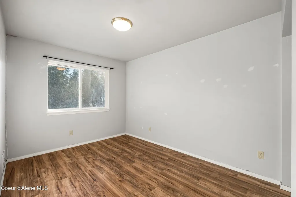 526 Mountain View Road Clark Fork ID 83811