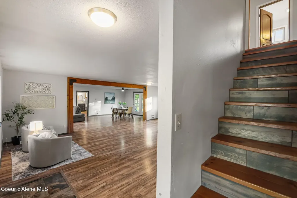 526 Mountain View Road Clark Fork ID 83811