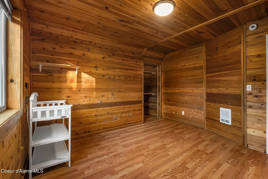 526 Mountain View Road Clark Fork ID 83811