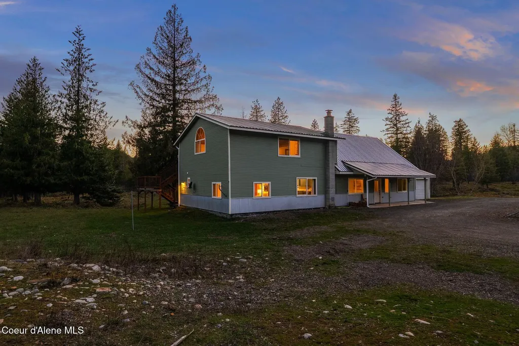 526 Mountain View Road Clark Fork ID 83811