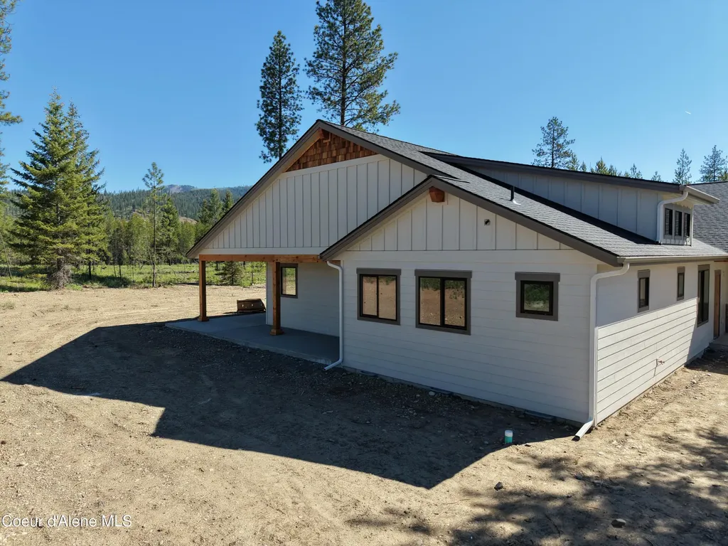 93 Cannon Lane Blanchard ID 83804