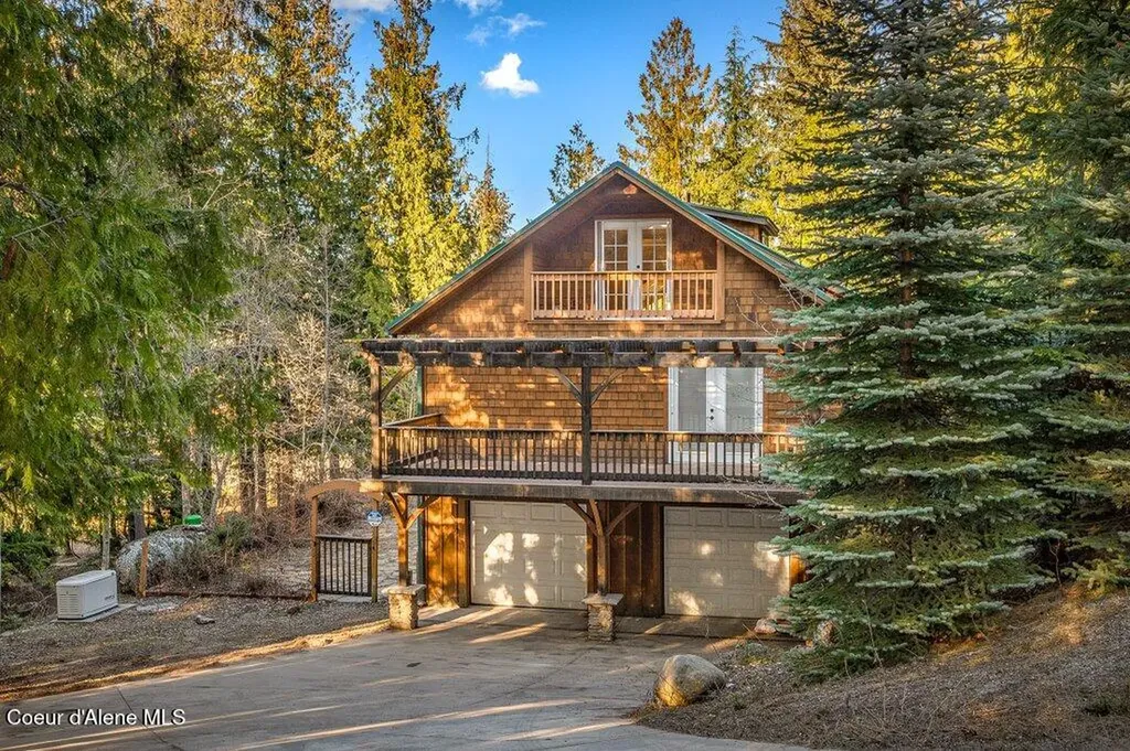 1147 Wooded Acres Drive Sagle ID 83860