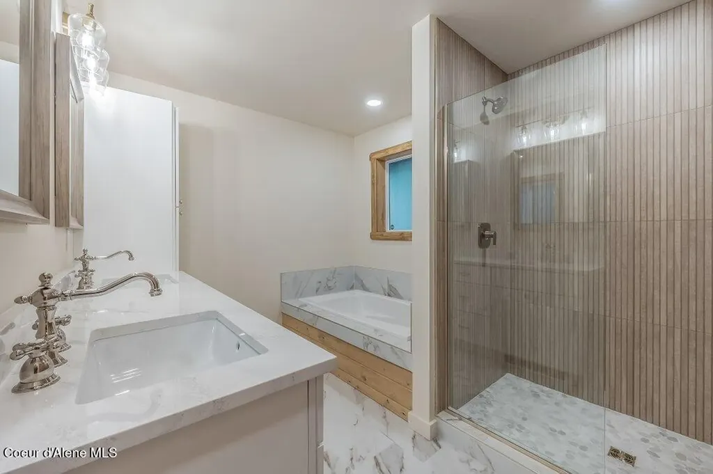 1147 Wooded Acres Drive Sagle ID 83860