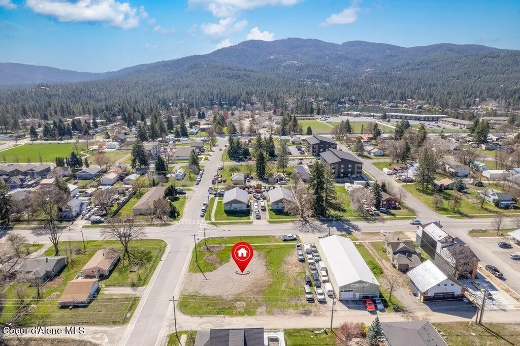 517 E 3rd Avenue Post Falls ID 83854