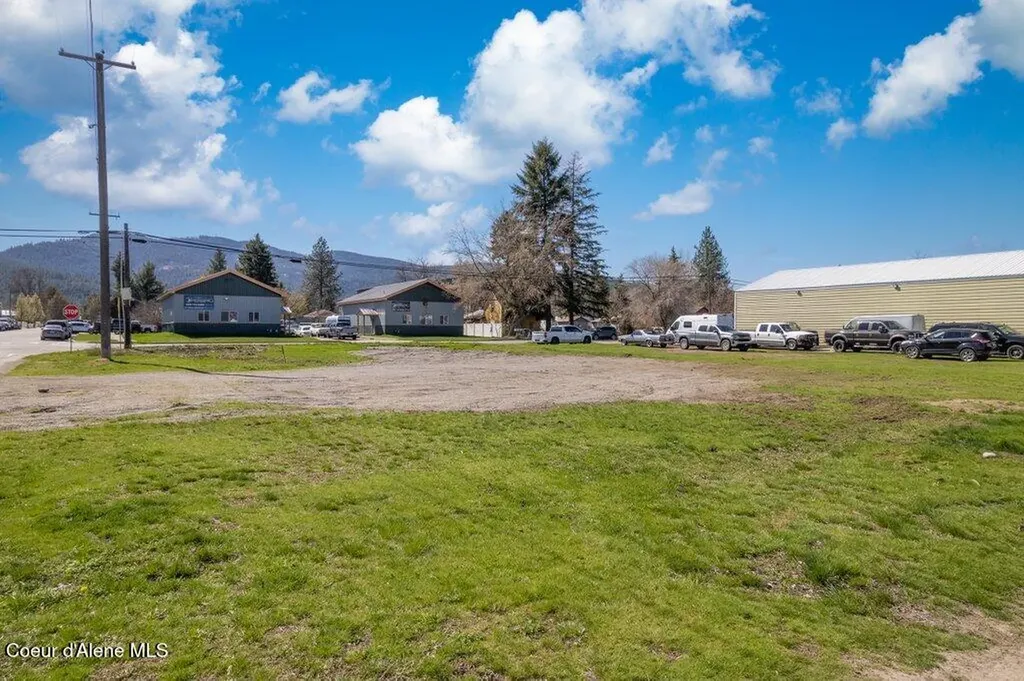 517 E 3rd Avenue Post Falls ID 83854