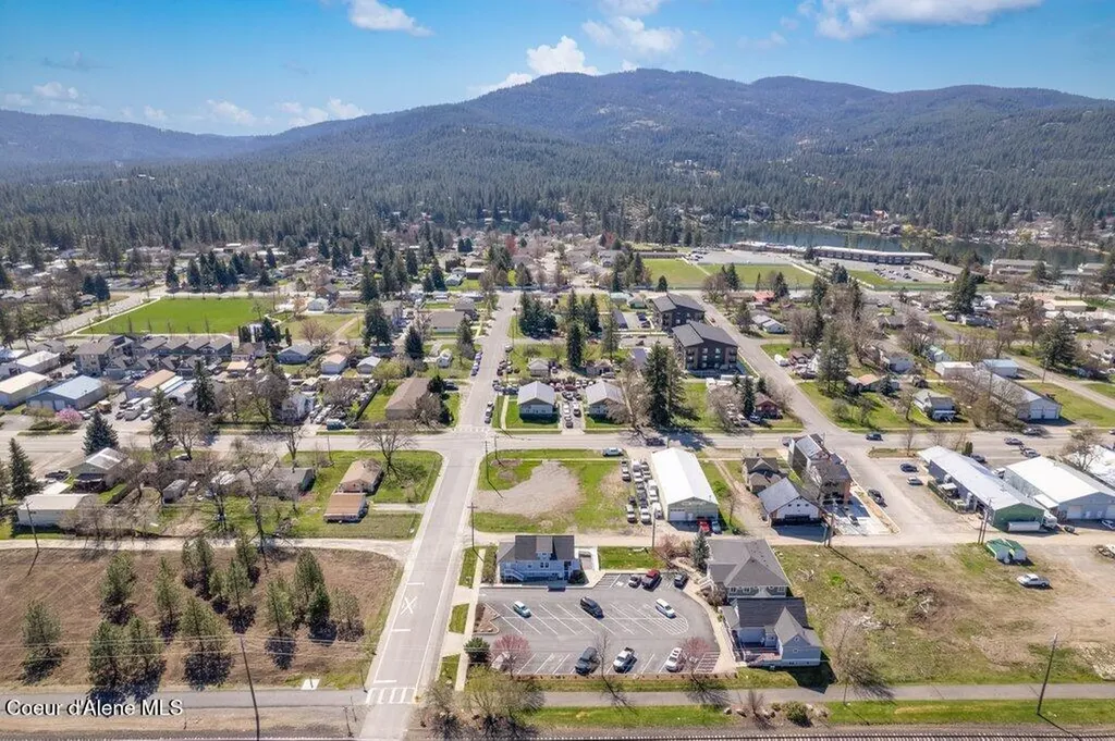517 E 3rd Avenue Post Falls ID 83854