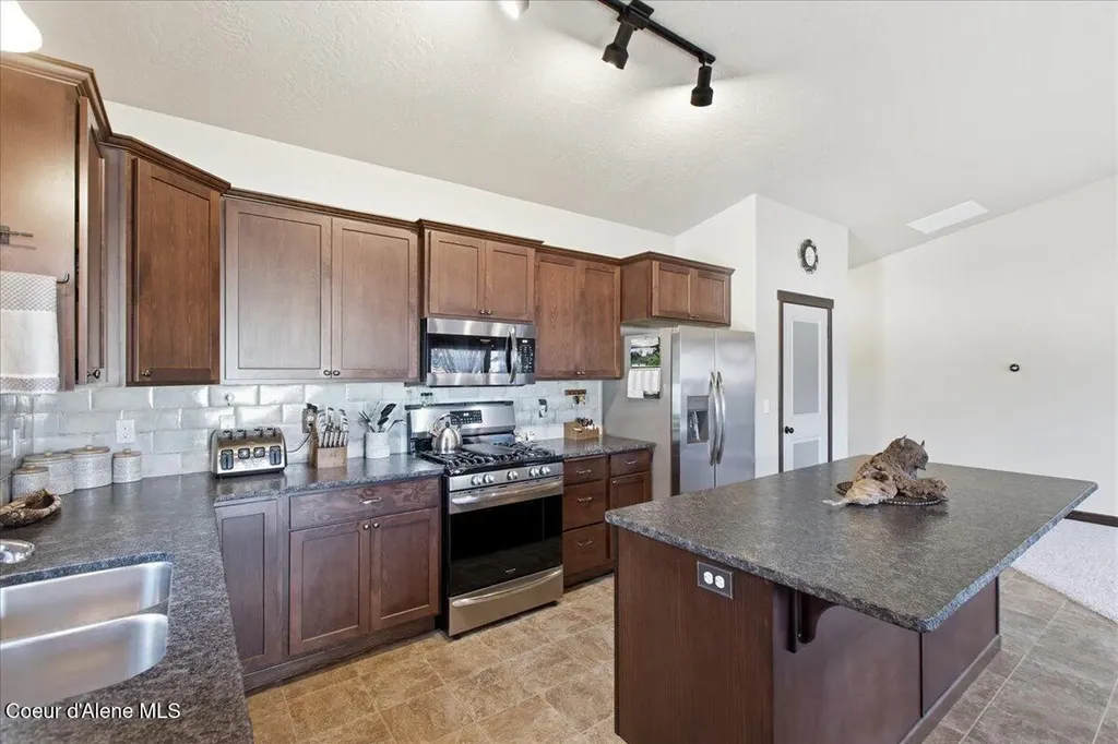 2903 N Madeira Street Post Falls ID 83854