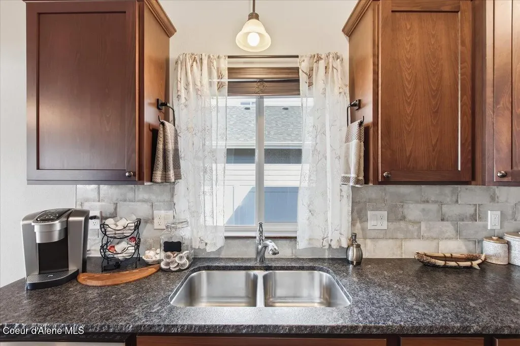 2903 N Madeira Street Post Falls ID 83854