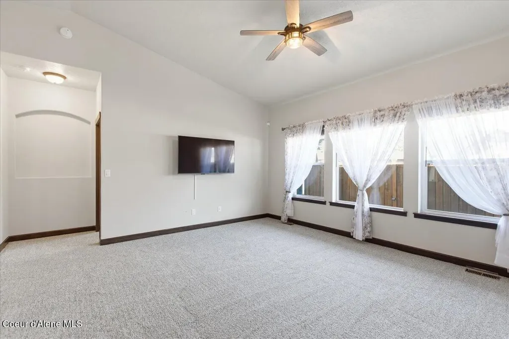 2903 N Madeira Street Post Falls ID 83854