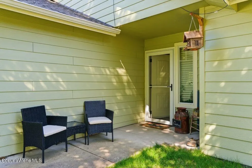 4322 W Delaware Street Spirit Lake ID 83869