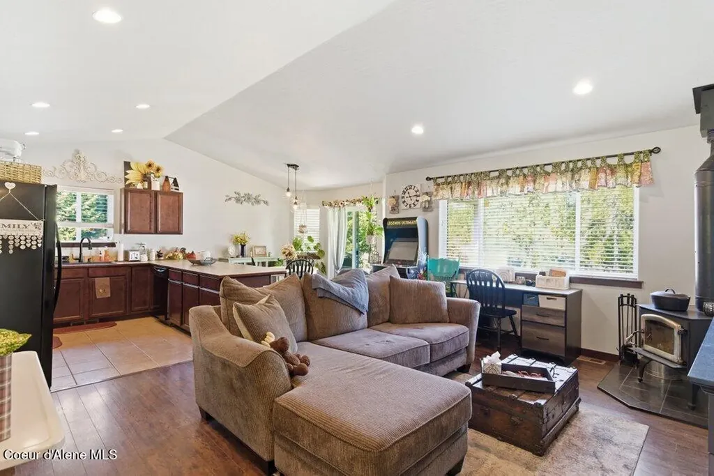 4322 W Delaware Street Spirit Lake ID 83869