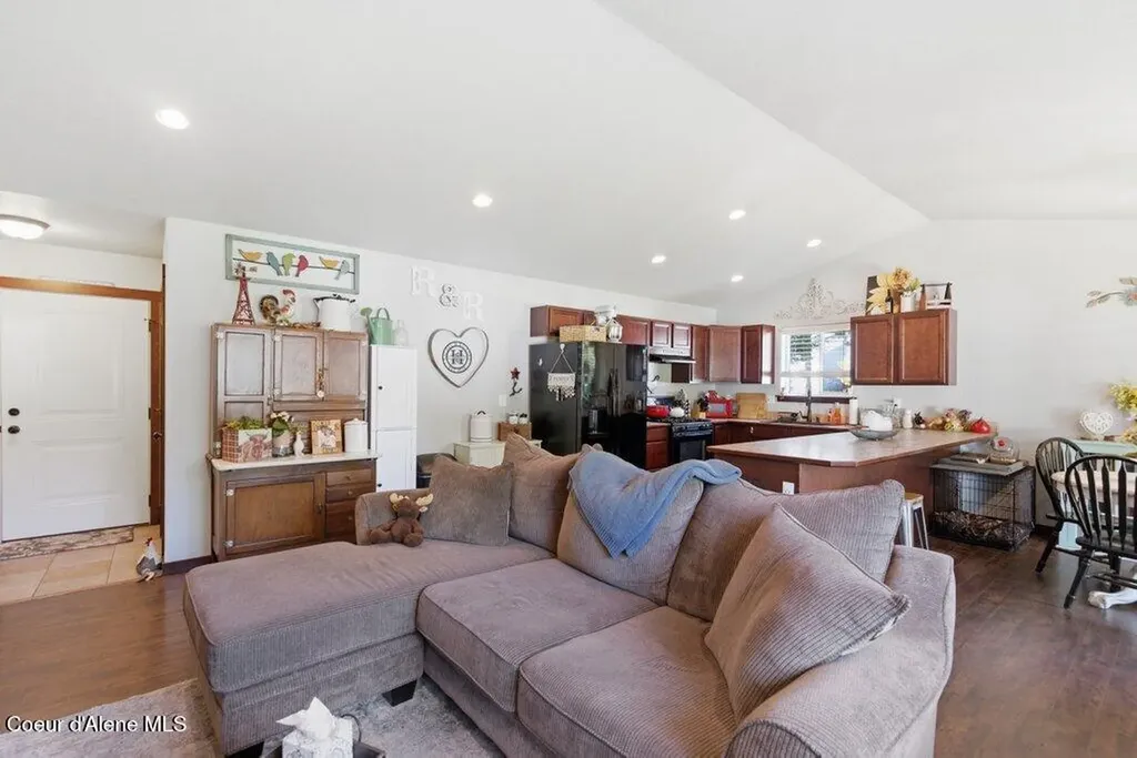 4322 W Delaware Street Spirit Lake ID 83869