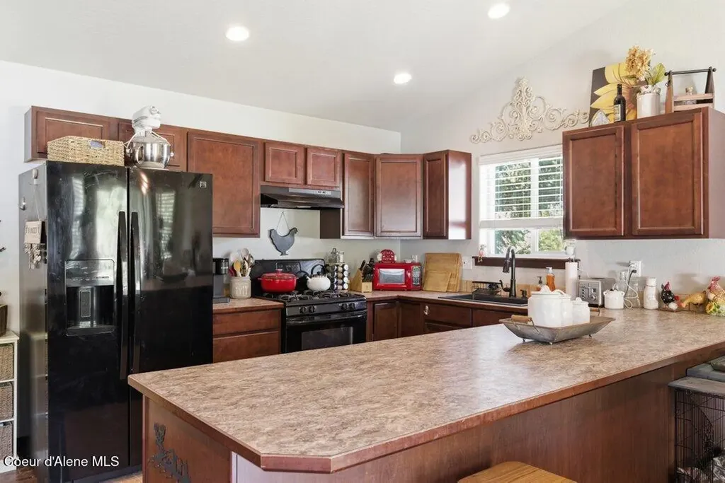 4322 W Delaware Street Spirit Lake ID 83869