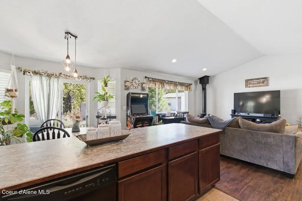 4322 W Delaware Street Spirit Lake ID 83869