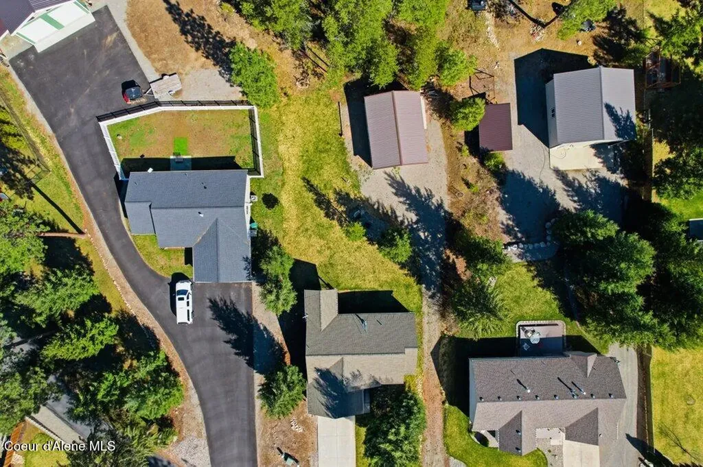 4322 W Delaware Street Spirit Lake ID 83869