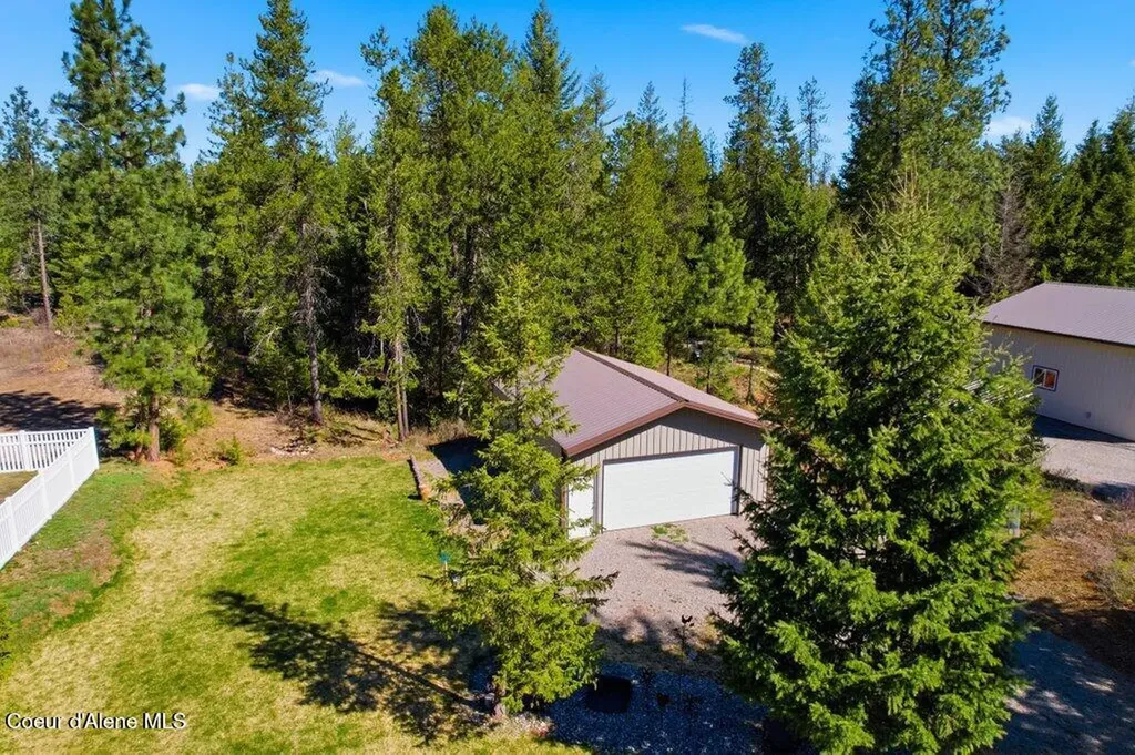 4322 W Delaware Street Spirit Lake ID 83869