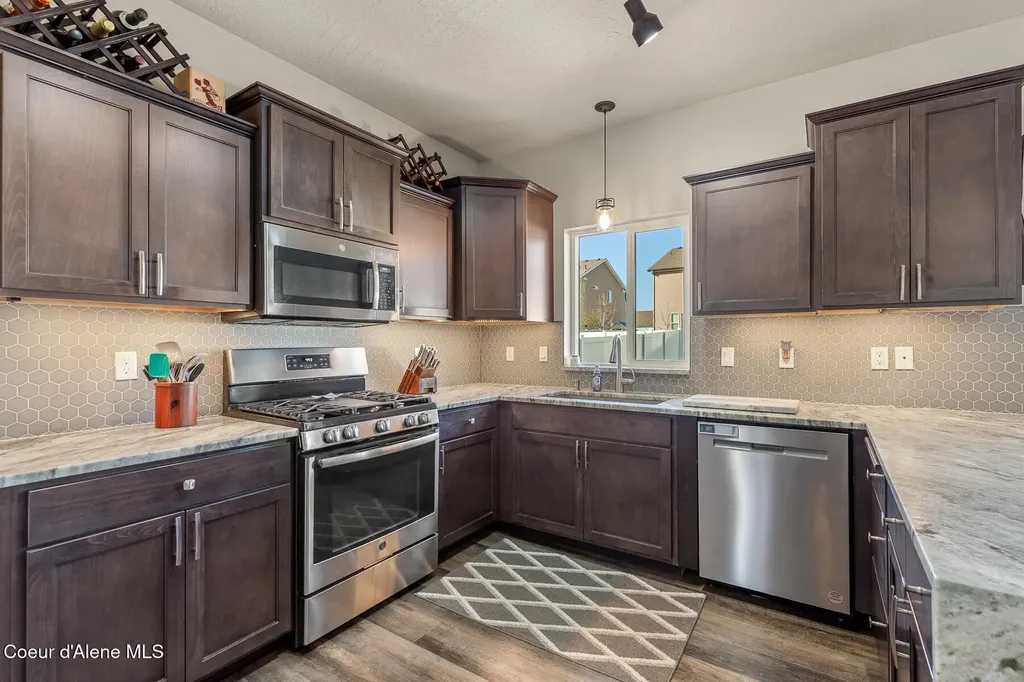 12365 W Renshaw Avenue Post Falls ID 83854