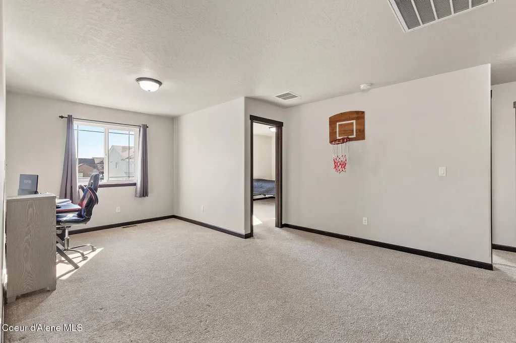 12365 W Renshaw Avenue Post Falls ID 83854