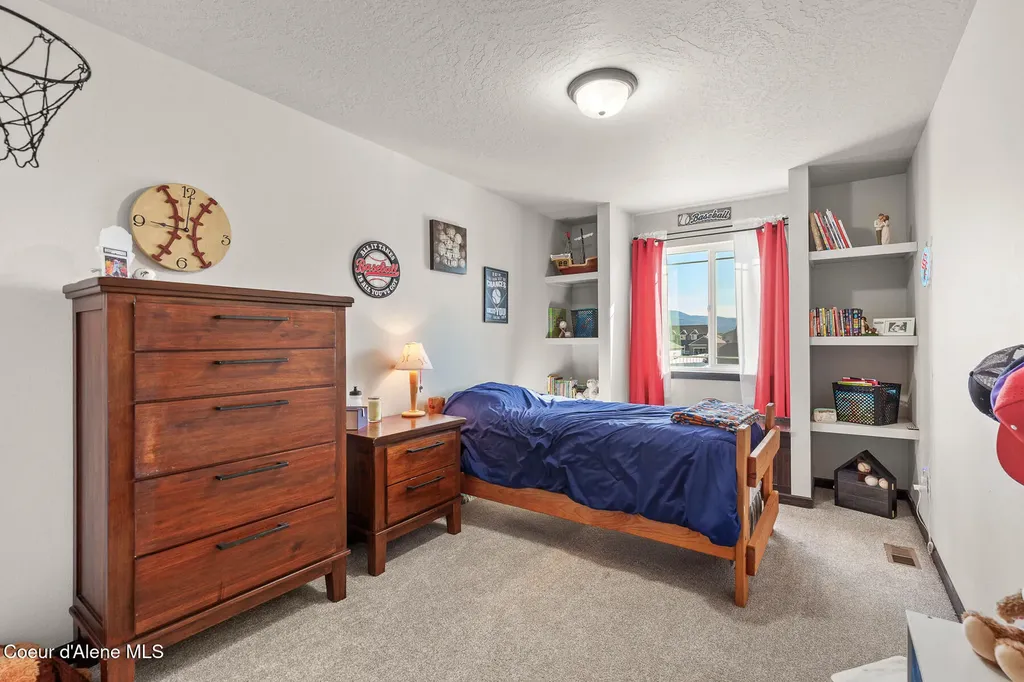 12365 W Renshaw Avenue Post Falls ID 83854