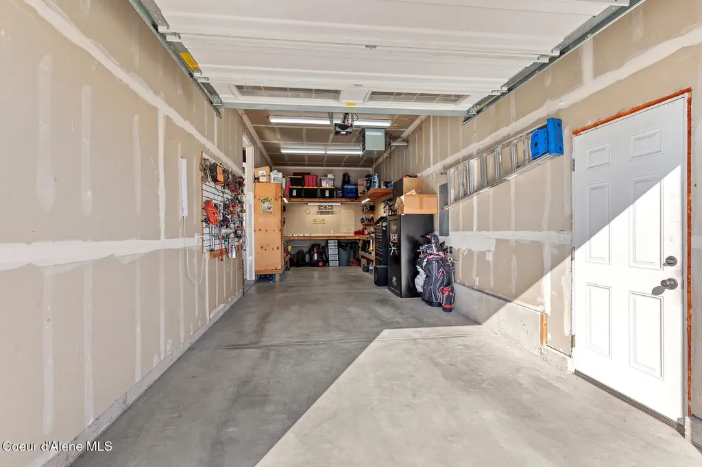 12365 W Renshaw Avenue Post Falls ID 83854