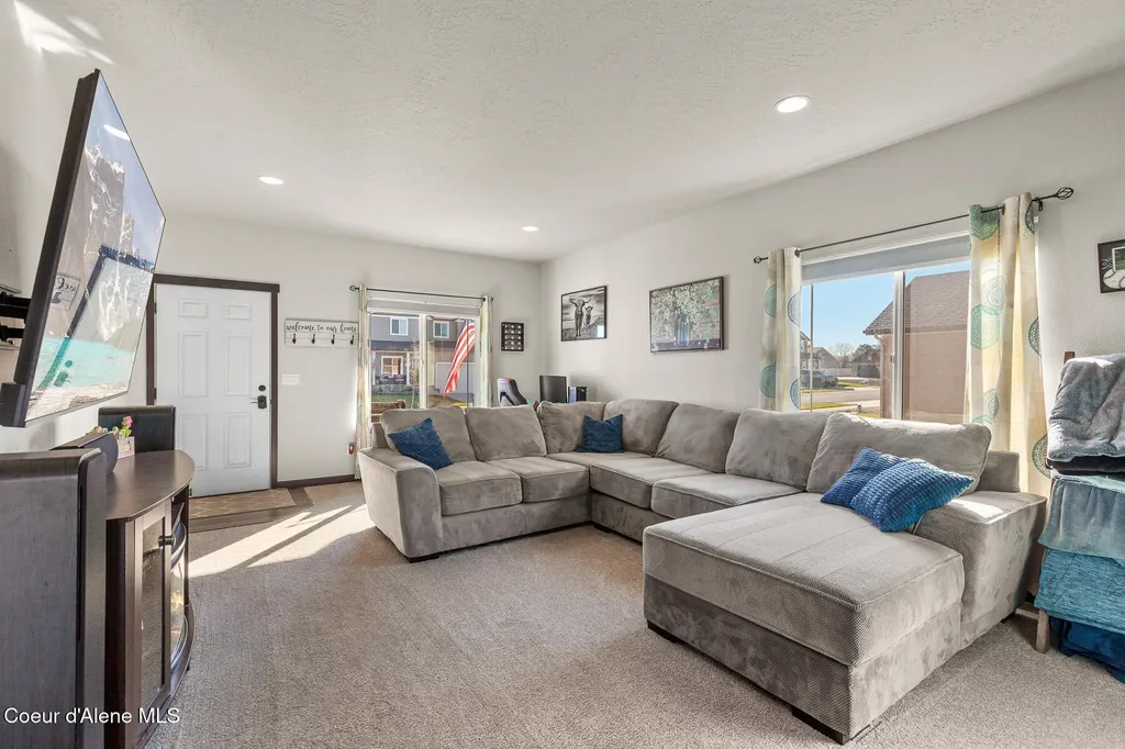 12365 W Renshaw Avenue Post Falls ID 83854