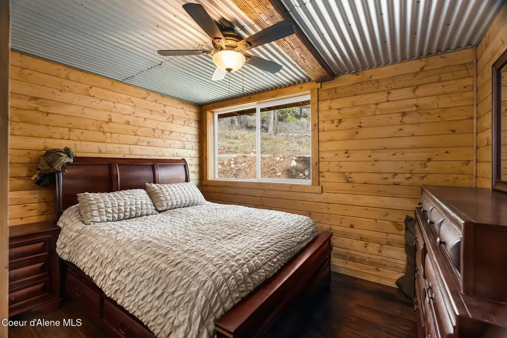 595 Snowcat Lane Bonners Ferry ID 83805