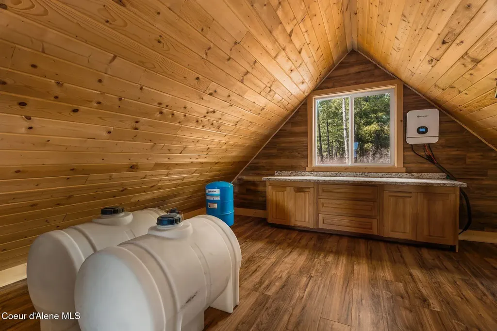 595 Snowcat Lane Bonners Ferry ID 83805