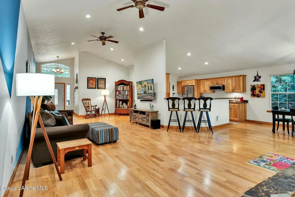 60191 Highway 200 Clark Fork ID 83811