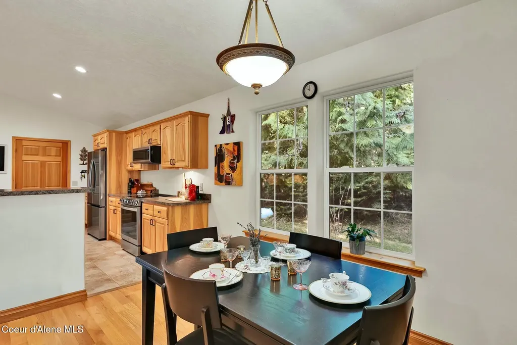 60191 Highway 200 Clark Fork ID 83811