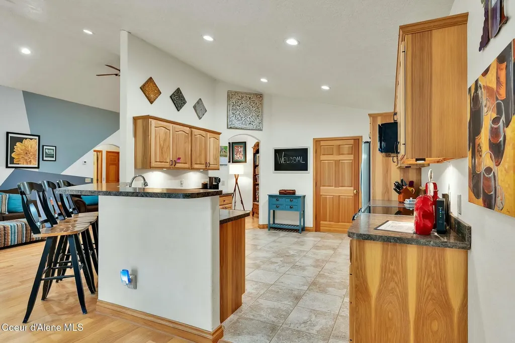 60191 Highway 200 Clark Fork ID 83811