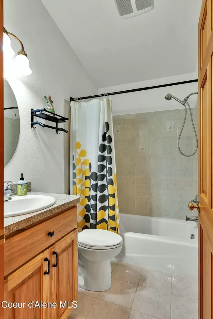 60191 Highway 200 Clark Fork ID 83811