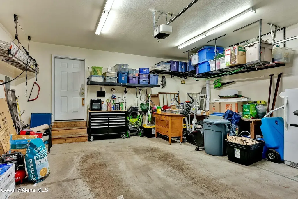 60191 Highway 200 Clark Fork ID 83811