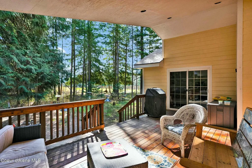60191 Highway 200 Clark Fork ID 83811
