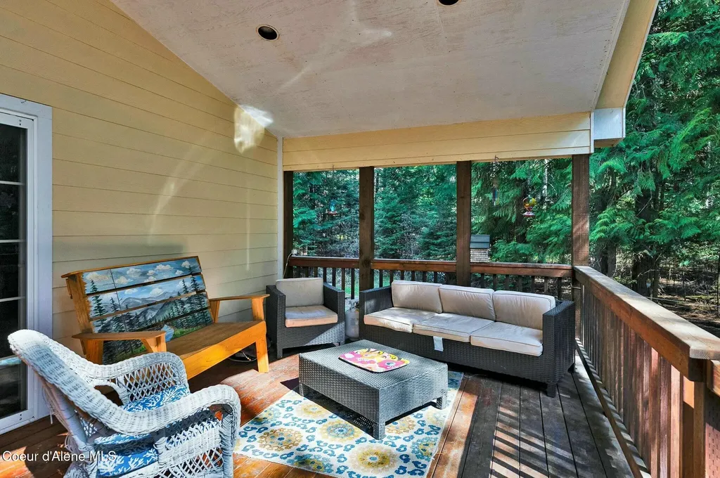 60191 Highway 200 Clark Fork ID 83811