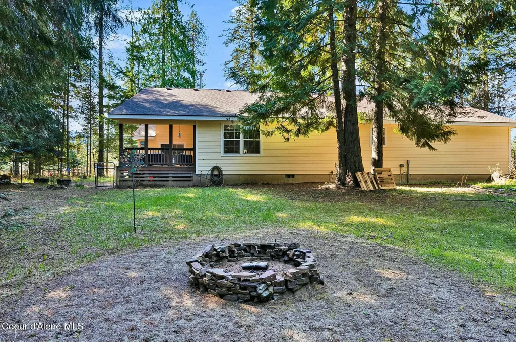 60191 Highway 200 Clark Fork ID 83811