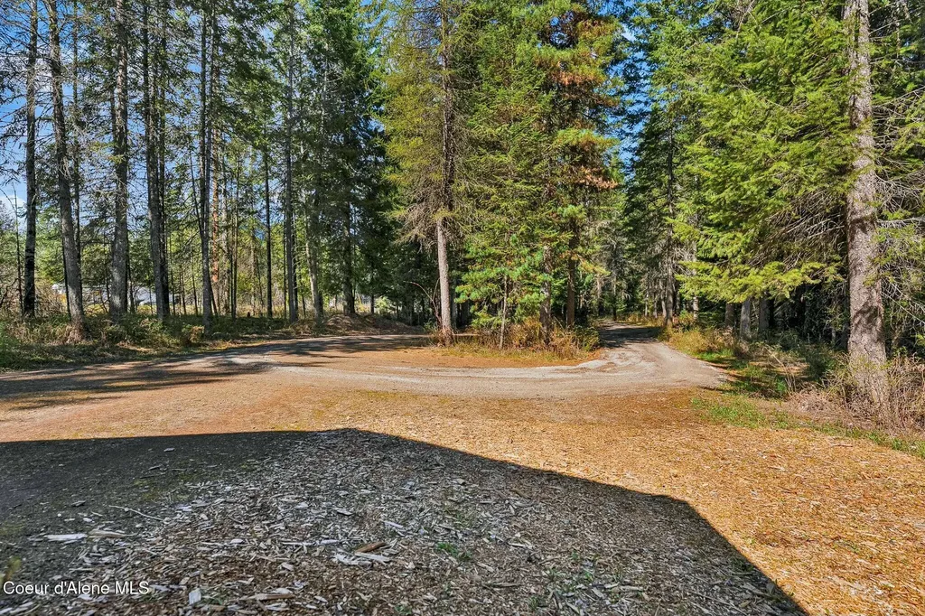 60191 Highway 200 Clark Fork ID 83811