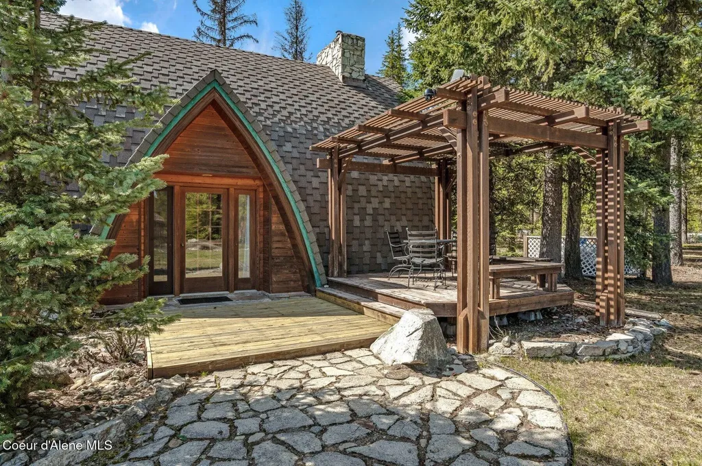 762 Reeder Bay Road Nordman ID 83848