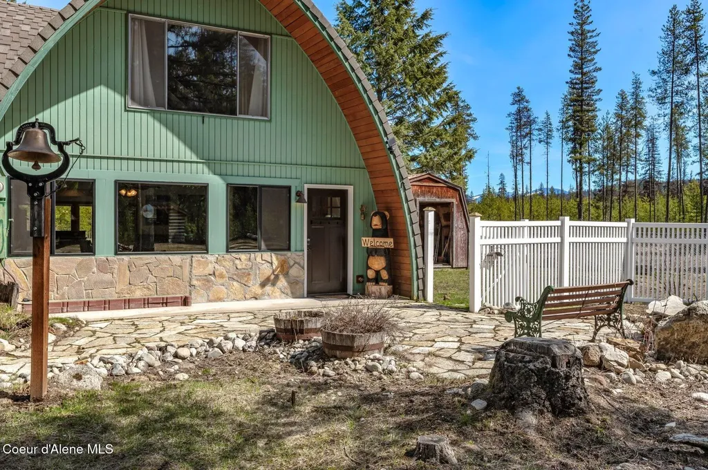 762 Reeder Bay Road Nordman ID 83848