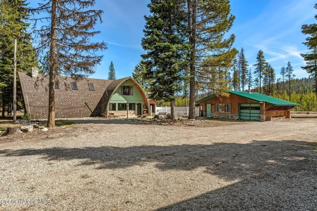 762 Reeder Bay Road Nordman ID 83848