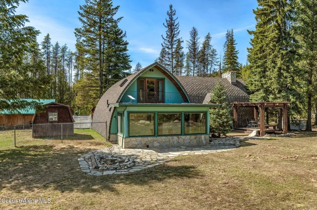 762 Reeder Bay Road Nordman ID 83848