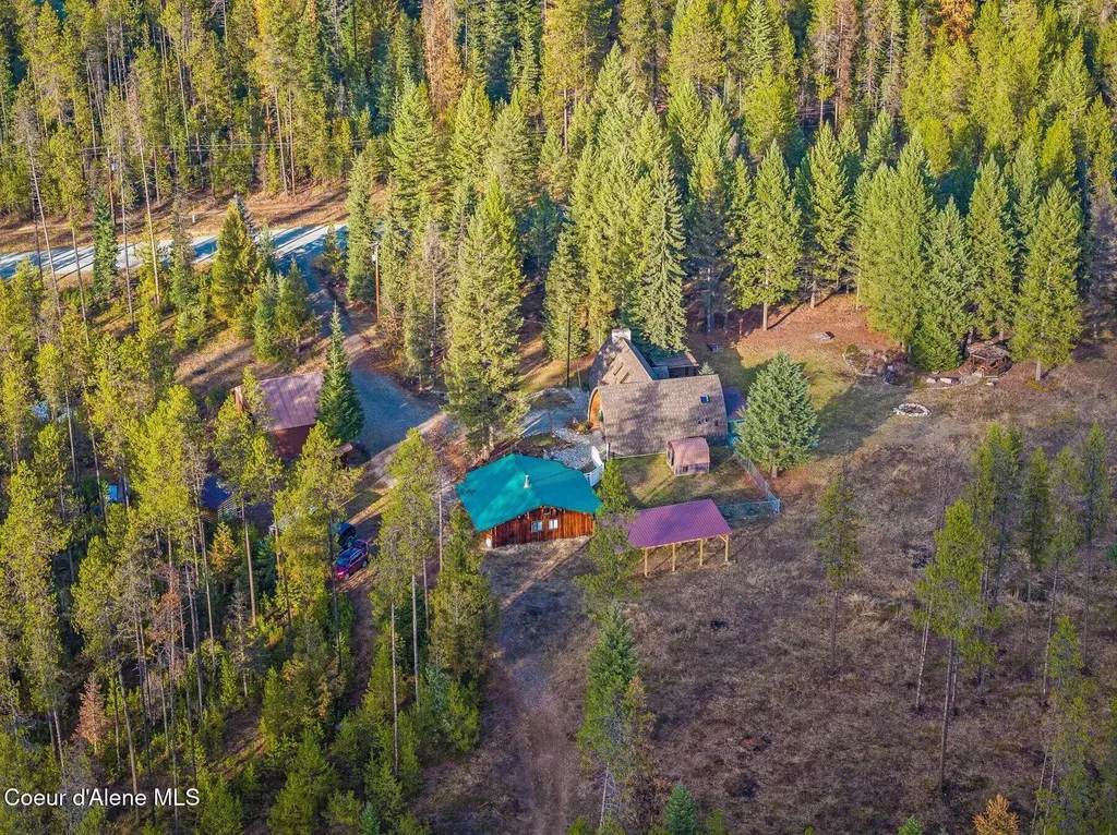762 Reeder Bay Road Nordman ID 83848