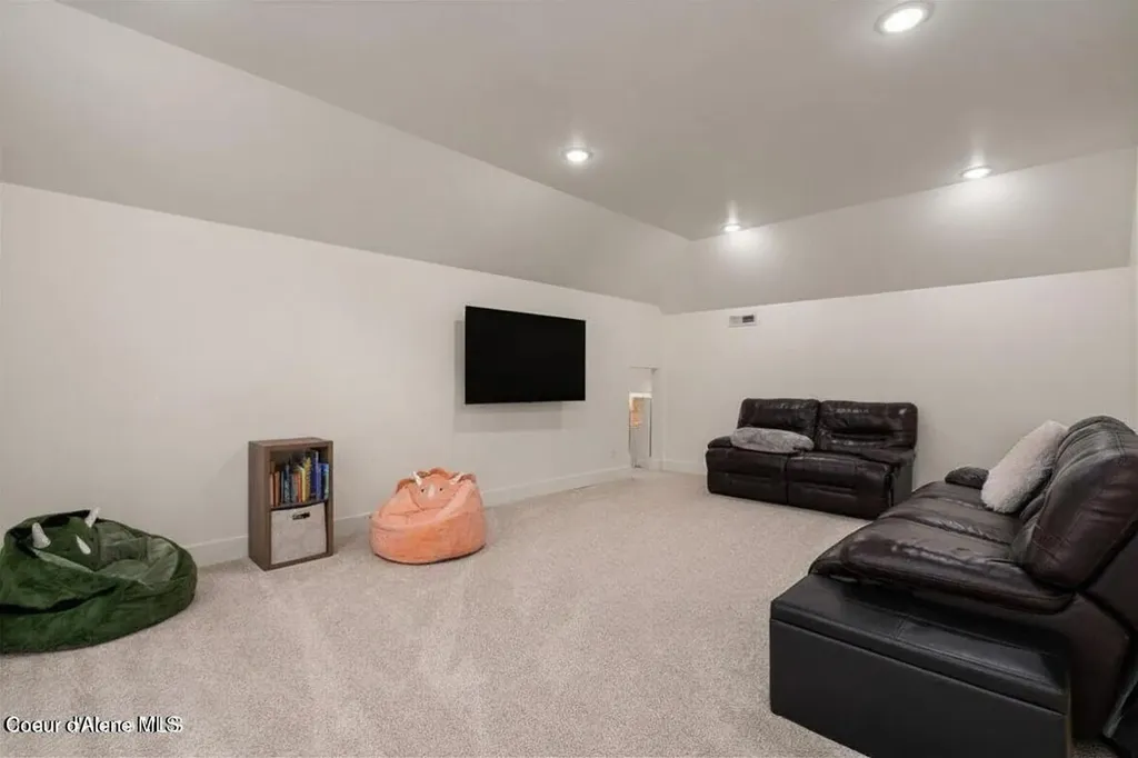 424 Patriots Drive St. Maries ID 83861