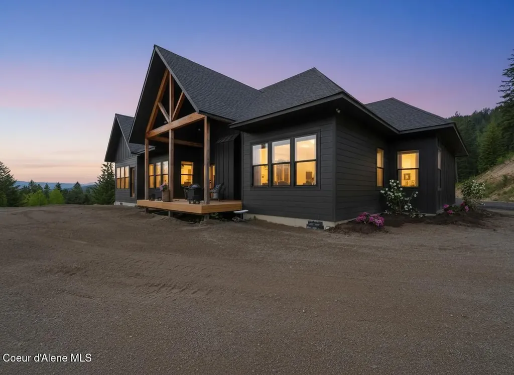 424 Patriots Drive St. Maries ID 83861