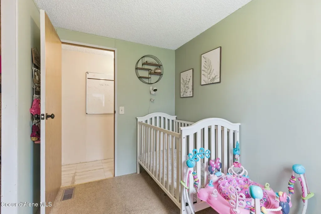5725 W Highway 53 Rathdrum ID 83858