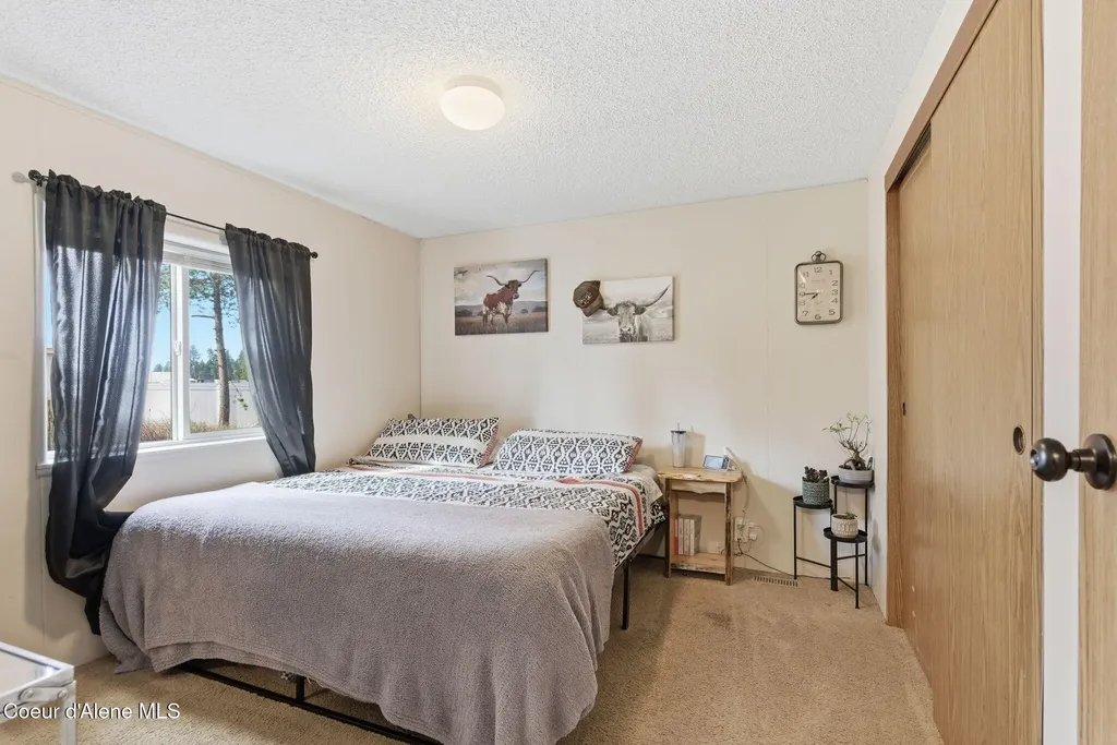 5725 W Highway 53 Rathdrum ID 83858