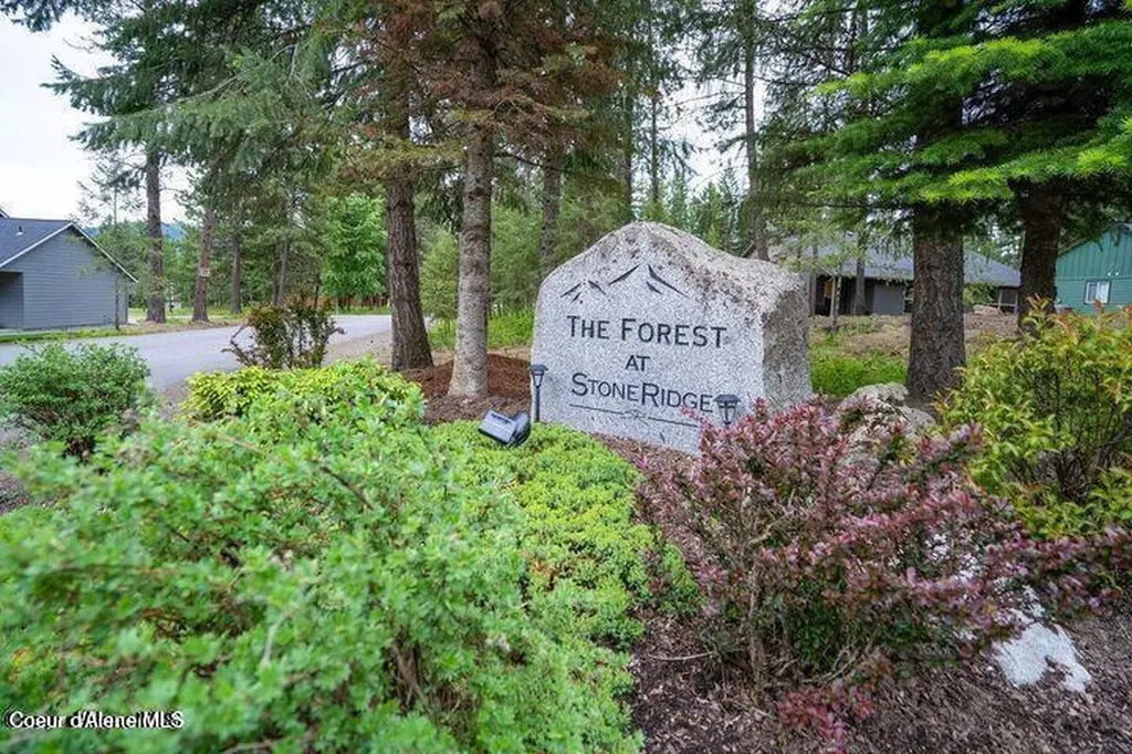 39 Forest Ridge Road Blanchard ID 83804