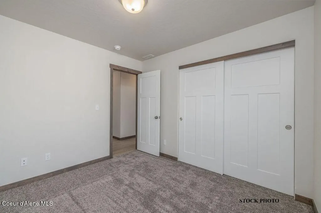 302 Durango Lane Priest River ID 83856