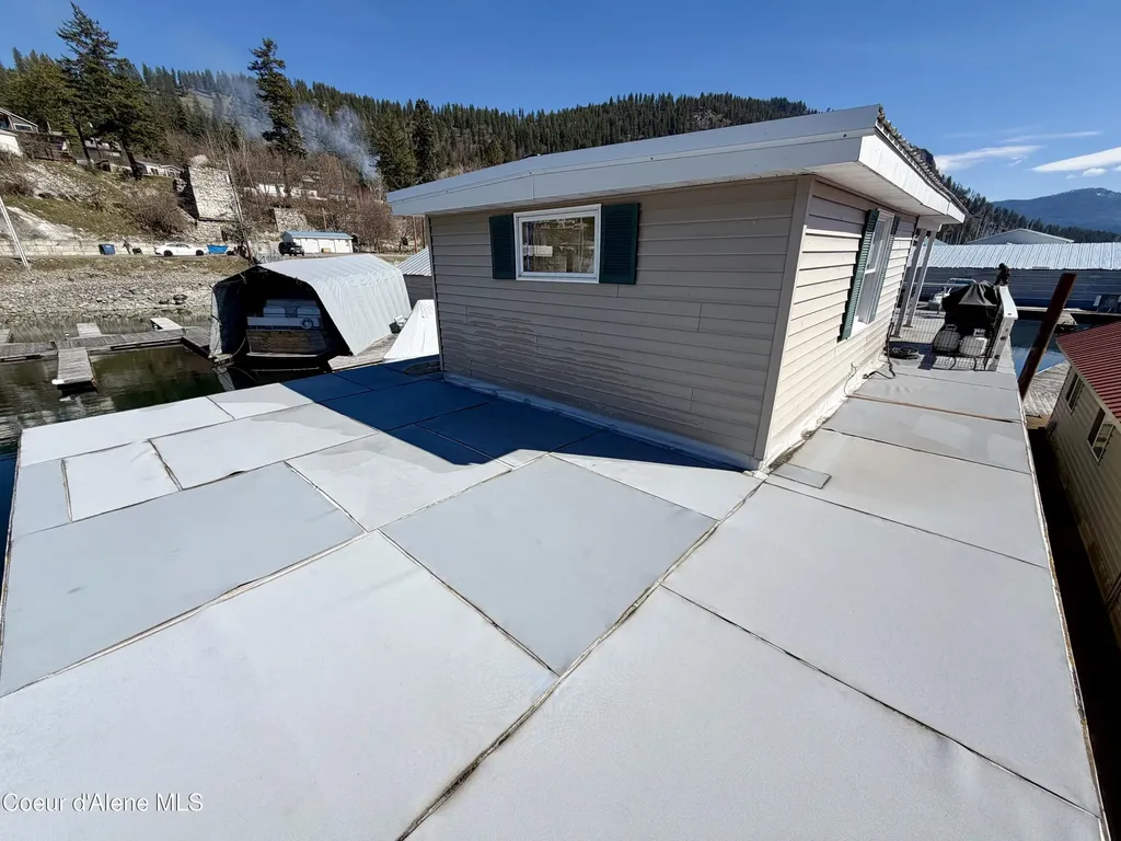 34141 N Scenic Bay C Dock Road Bayview ID 83803