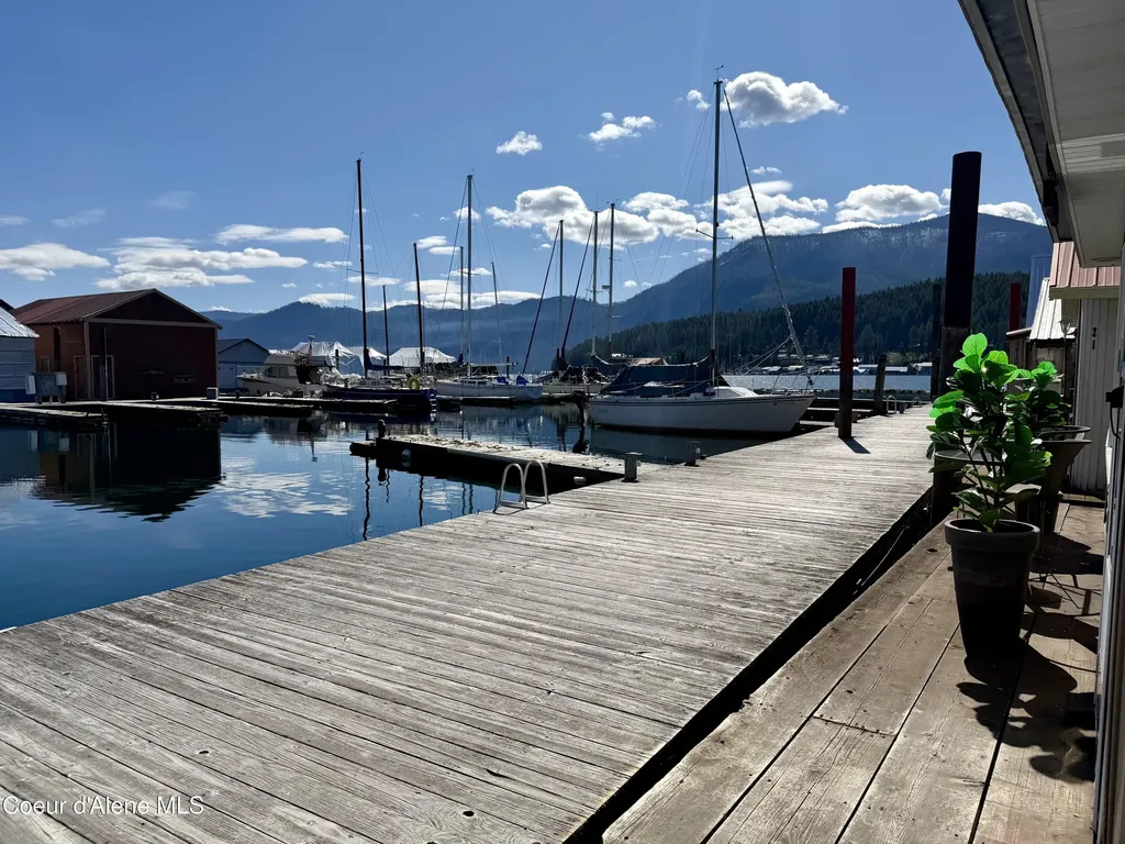 34141 N Scenic Bay C Dock Road Bayview ID 83803